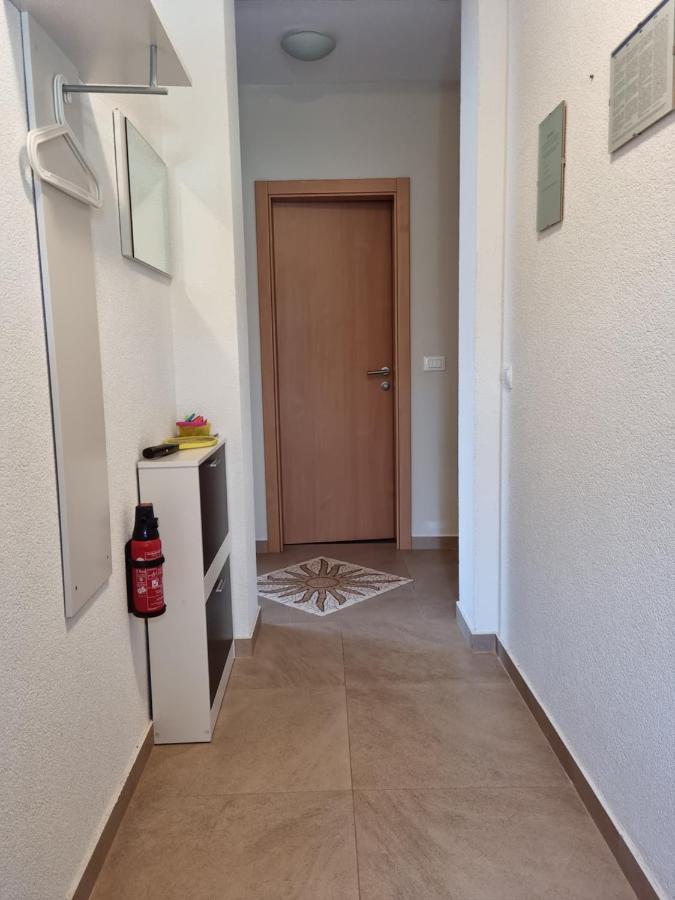 Appartments D&D Peroj Exterior foto